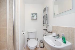 Vibrant Clapham Double bedroom - Londra - 6