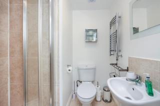 Vibrant Clapham Double bedroom - Londra - 8