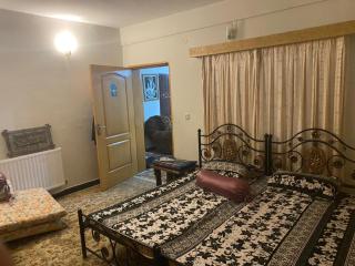 Serenity Family Retreat - Murree - 5