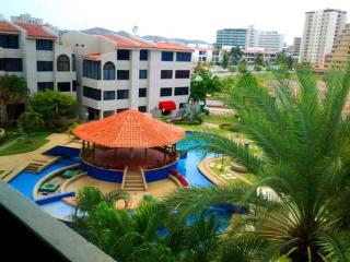 Low Level Terrace Close to beaches shops permanent water wifi - Porlamar - 0