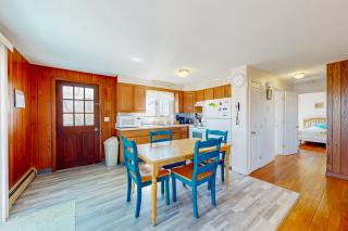 Dora's Cottage - Bourne - 4