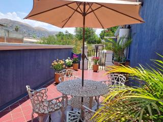 Casa Refugio Budget House 8 Rooms & 9 Bathrooms - 4