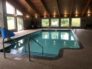 Boarders Inn and Suites by Cobblestone Hotels - Fayette - Fayette - 3