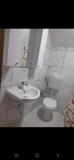 Breti's GuestHouse - 3