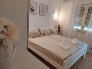 Green Park and Sunny Terrace Apartments Ankaran - Ankaran - 7