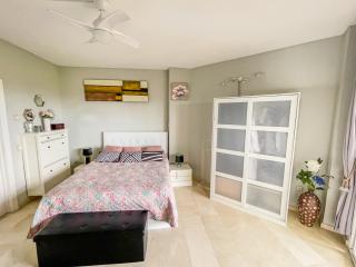 Modern Apartment with Terrace - 2 Min from the Beach - Estepona - 1
