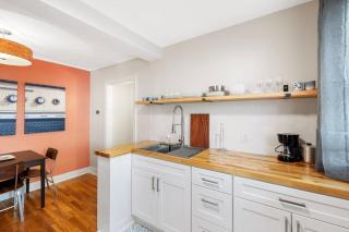 Retro 1BR for 4 with King Bed near Zoo and Liberty Bowl - Memphis - 3