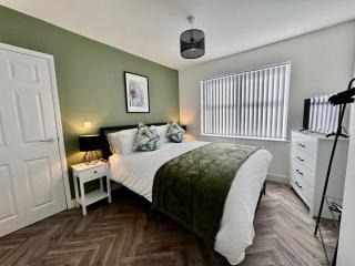 The perfect place 3 Bedroom house with garden and parking - Barnsley - 7