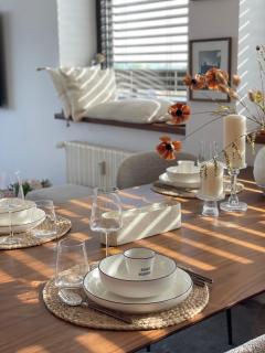 Panorama View Design Apts in Old Town - Free Parking - 9