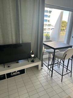 Studio première ligne mer parking - La Grande-Motte - 3
