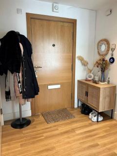 1 Bedroom Modern Flat in East London 15m to Bank & C Wharf - 9