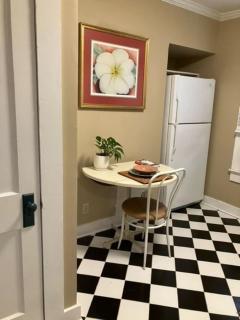 Cozy Solo Escape - Lafayette - 9
