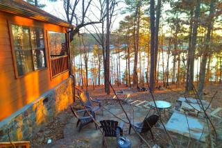 Greers Ferry Lake Cabin - 8