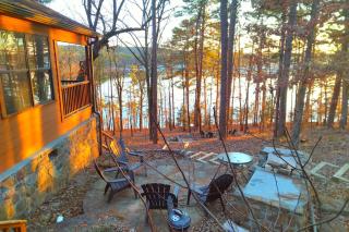 Greers Ferry Lake Cabin - 2