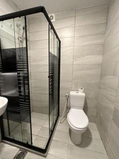 Stylish Luxe Apartment F/R 0002 - Amman - 1