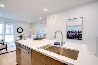 Luxe Seaside Vacation Rental Walk Downtown! - Seaside - 3
