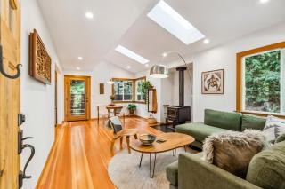 Redwood Oasis - Eco-luxury cabin with hot tub in the Santa Cruz Mountains - Ben Lomond - 5
