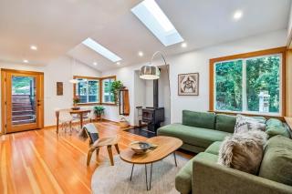 Redwood Oasis - Eco-luxury cabin with hot tub in the Santa Cruz Mountains - Ben Lomond - 3