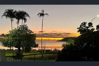 Aquarius waterfront apartment - Cairns - 8