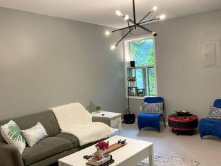 Superb Spacious Loft Old Toronto near Distillery District - 4
