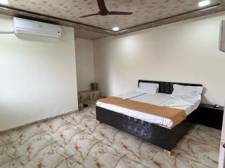Hotel O Samadhan Lodging & Boarding - Mumbai - 1
