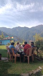 Sojhaholidayinn - 6