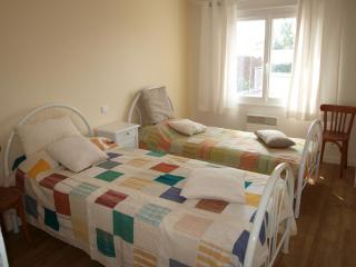 Maison 3 Chambres avec Jardin et Wi-Fi à 10 min de la Plage, Quartier Calme, Animaux Acceptés - FR-1-323-370 - Saint-Jean-de-Monts - 6