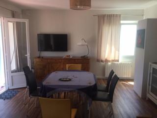 Maison 3 Chambres avec Jardin et Wi-Fi à 10 min de la Plage, Quartier Calme, Animaux Acceptés - FR-1-323-370 - Saint-Jean-de-Monts - 2