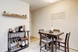 Spacious Washington, D.C. Rowhome w/ free parking! - Washington, D.C. - 1