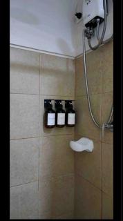 Field Residences Condotel Near Airport - Manila - 6