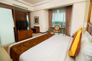 Nilai Springs Resort Hotel - Nilai - 1