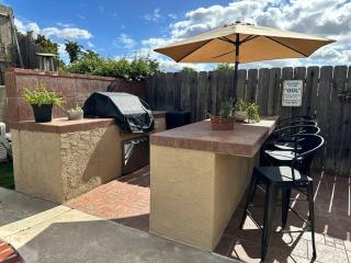 HC Accessible 4 Bed 3 Bath with Sparkling Pool and Spa-we have lifts and roll in shower - Santee - 5