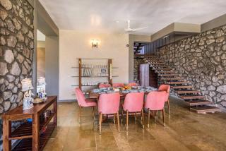 STONE Mansion by Phoenix Stays Igatpuri - Igatpuri - 9