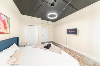 McCormick Place 5 bed family unit with Pool table and Optional Parking - Chicago - 2