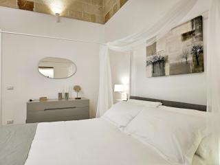 ApuliaLux - San Lorenzo Luxury Apartment con Jacuzzi in centro - Brindisi - 5