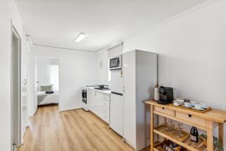 Coastal Scarborough Beach "gem" Sleeps4! - Perth - 7