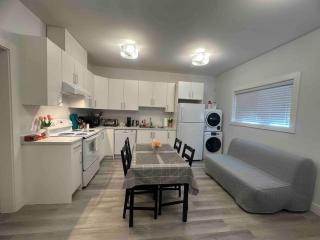 Two Bedroom Suite Burnaby Metrotown - Burnaby - 6