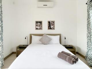 Villa Celeste by Sealodge - Calodyne - 6