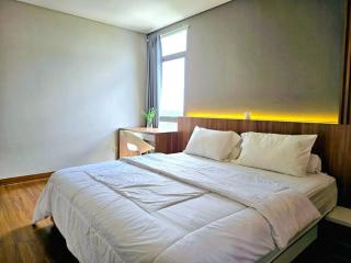 Apt Pejaten Park Residence 2 BR Alistan with Pool, Washer and Netflix - 9