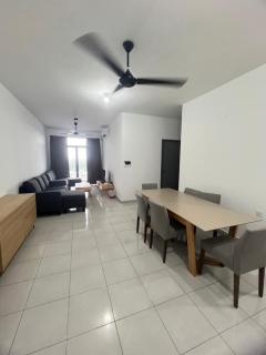 75 Suite (Tower B) - Papar - 0