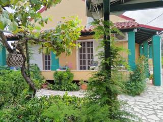 The Pergola Cottage...Feel the local vibes! - 6