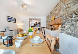 Hillcrest Cottage - Little Haven - 4