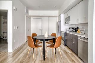 Blueground Hayward heated pool on-site dining SFO-1690 - 4
