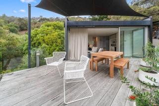 Modern Studio with sweeping views - McCrae - 0