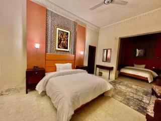 Shelton Hotel Mardan - Mardan - 5