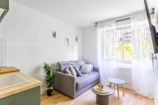 Lavie Maison Equipped Studio - 3