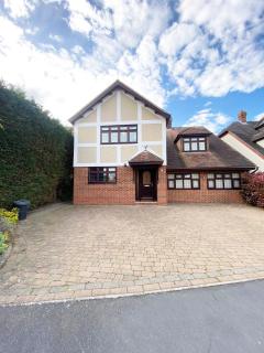Emerson Park Mansion - Harold Wood - 0