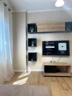 Eja Apartment 2 - Tirana - 5