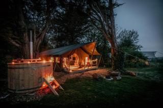Safari Tent 1 With Outdoor Tub At Tapnell Farm - 0