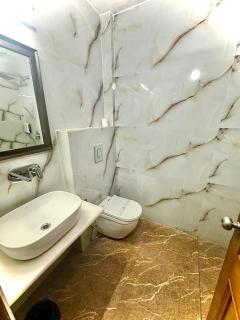 Hotel Pablas International, New Delhi, Near Metro - New Delhi - 5
